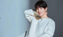 圈内爆料肖战女朋友照片,神秘女友照片首度亮相，网友热议